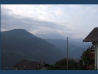 20060922AH00700_t.jpg